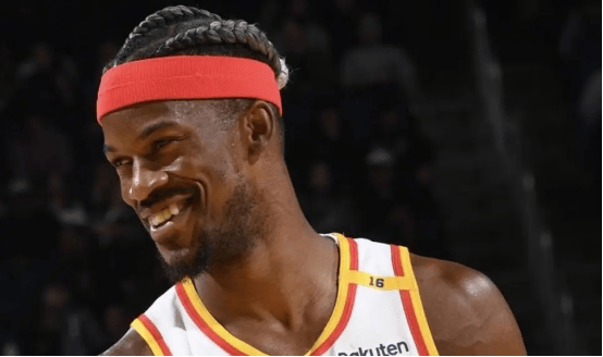 关于快船球员公开质疑裁判判罚尺度，引争议，这是产品游戏产品.的信息